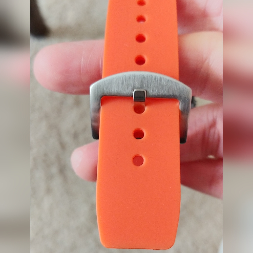 Watch - Picture 3 of 8